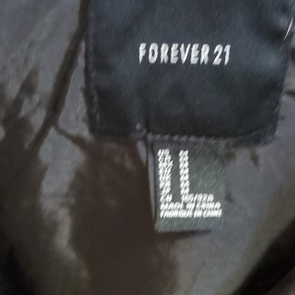 Fall Clothing - Picture 3 of 16